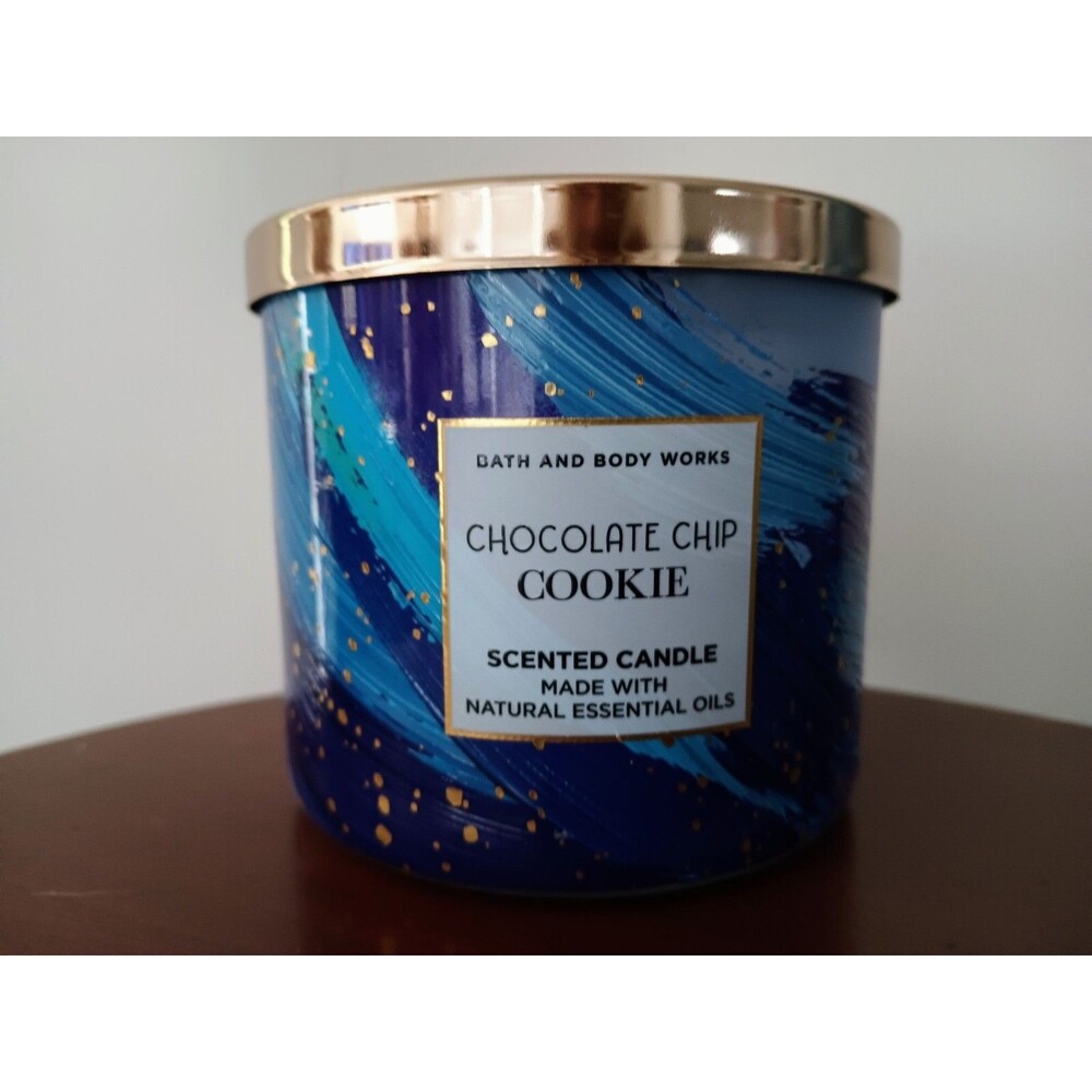 Chocolate Chip Cookie 3-Wick Candle 25-45 hours Bath & Body Works